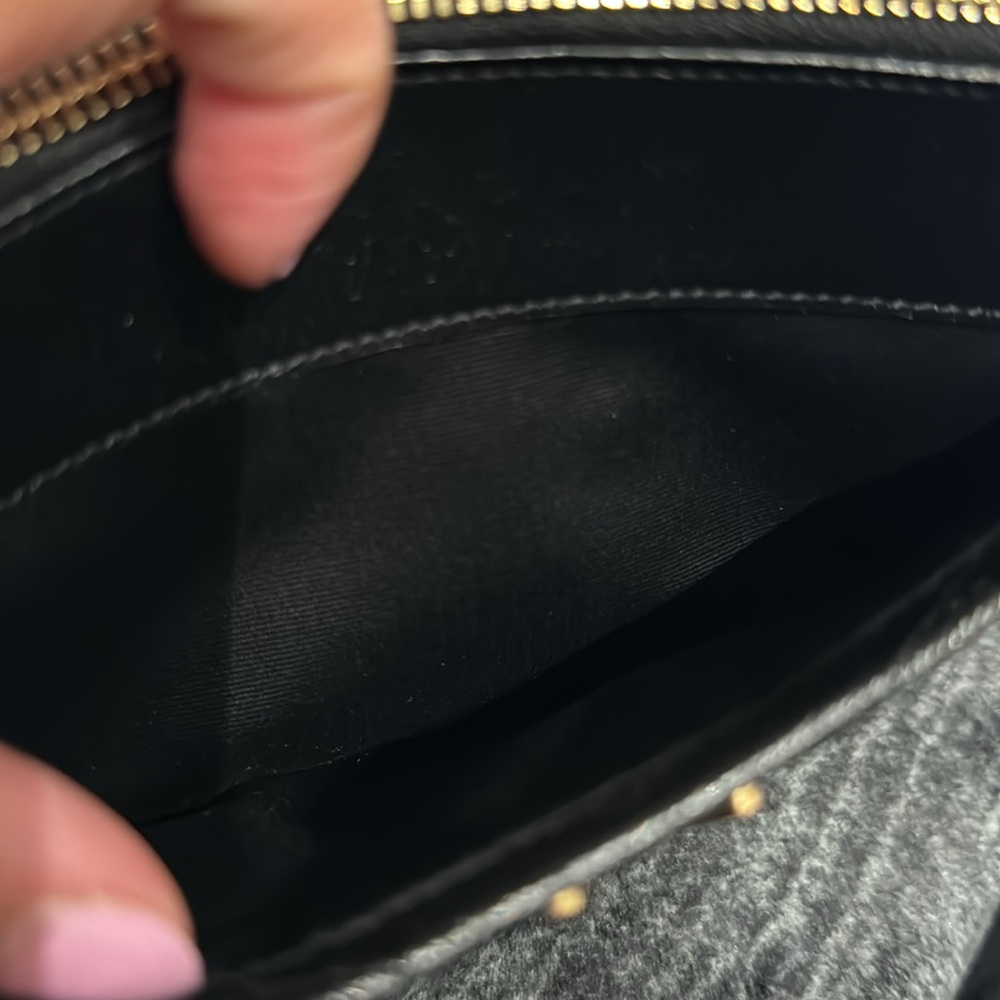 SOLD - EUC Auth Saint Laurent Cassandre Matelasse Zipped Pouch - Leather - Picture 7 of 7
